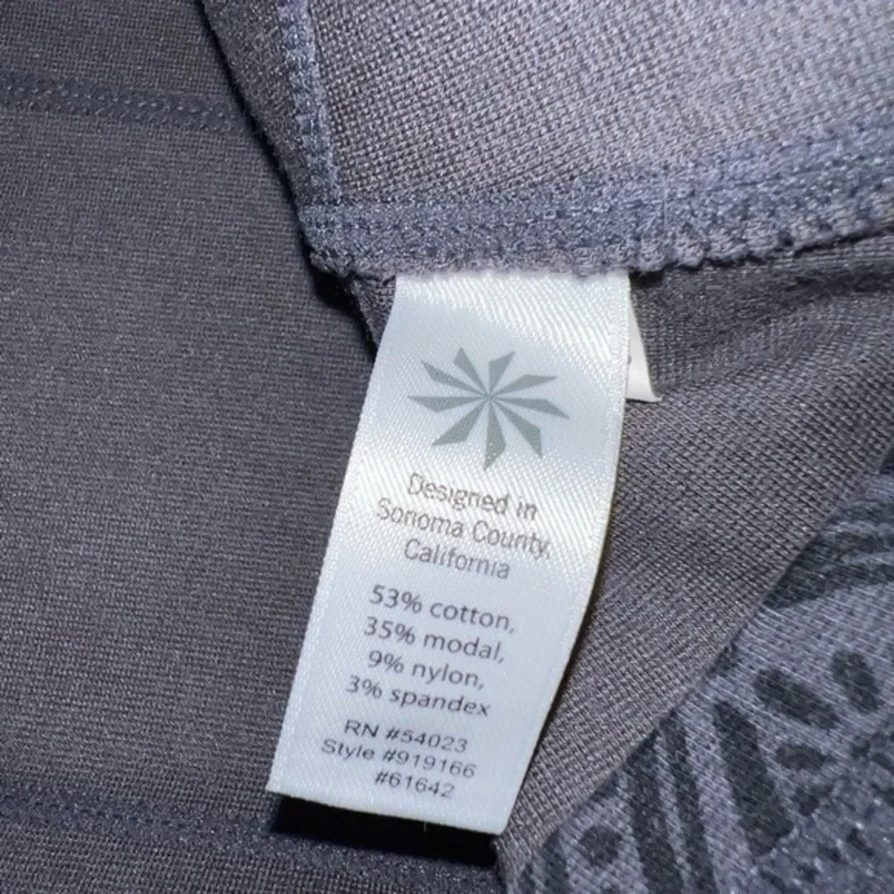 Athleta‎ Cassava Strata Tribal Printed Black/Grey Athletic Skirt small
